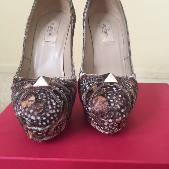 Valentino Round Toe Platform Printed Brown Pump Show With Studs Rockstud Size 38 - Picture 11 of 12